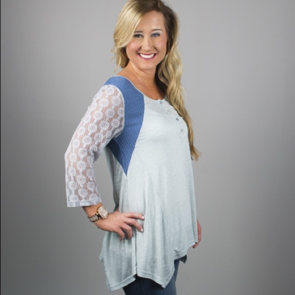 NEW Boutique The Clouds Raglan Lace 3/4 Sleeve Top